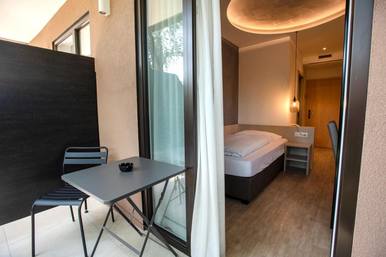 Hotel Chrys Больцано Екстер'єр фото